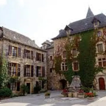 Bouloc Hotel